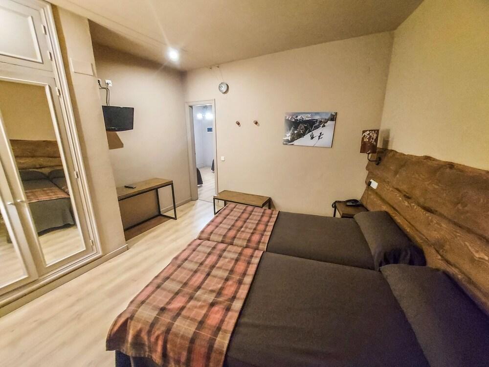 Riu Nere Mountain Hotel Vielha Zewnętrze zdjęcie
