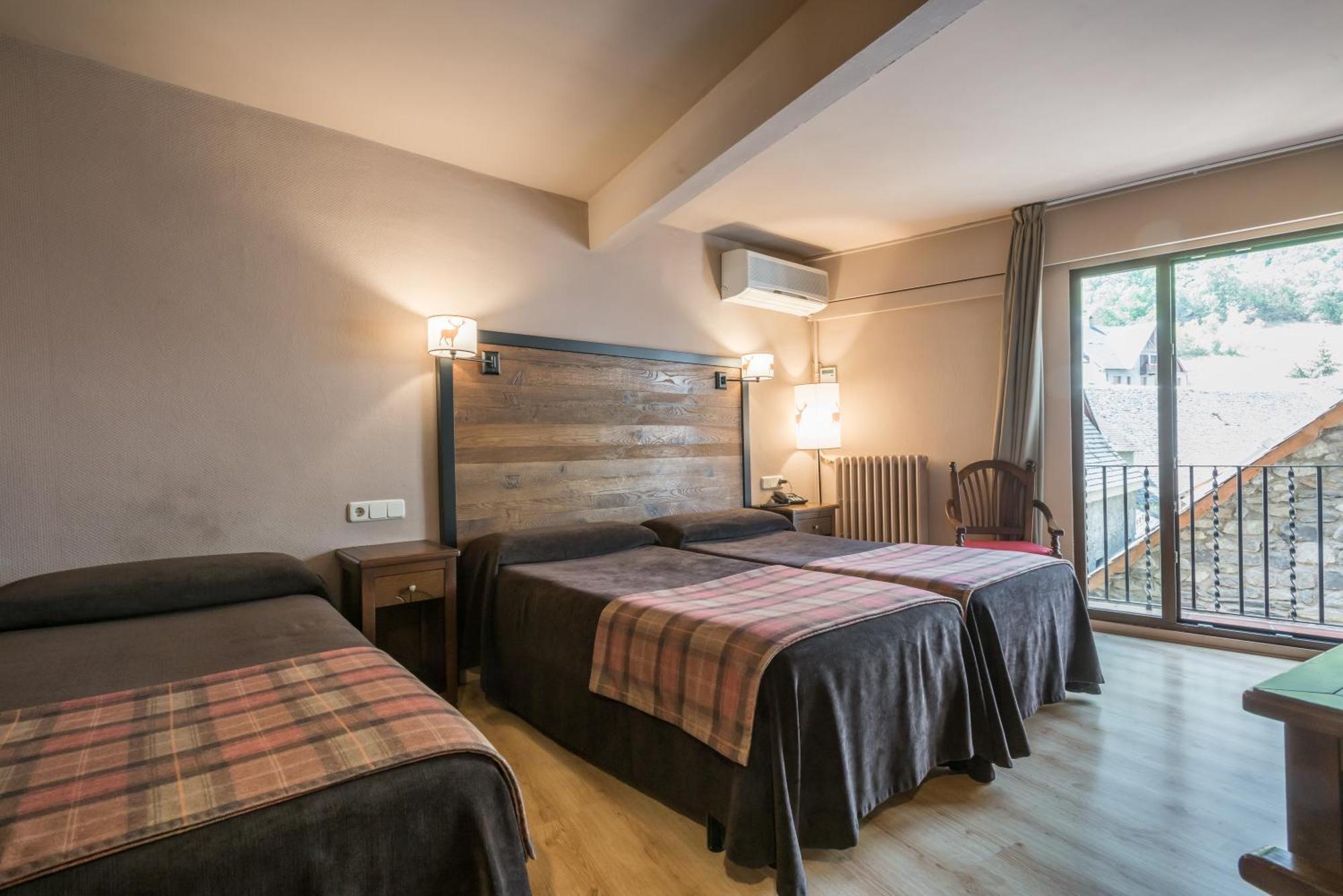 Riu Nere Mountain Hotel Vielha Zewnętrze zdjęcie